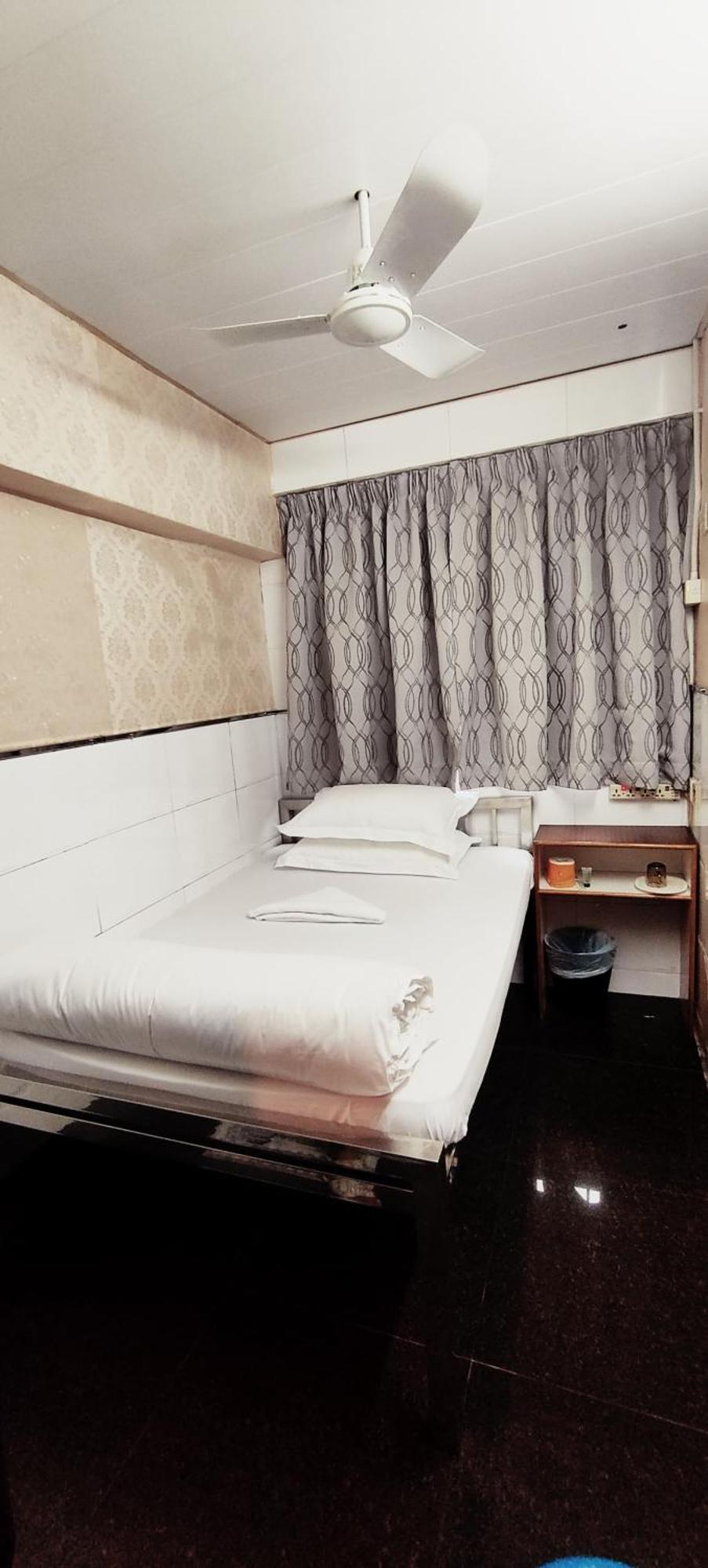 Four Seasons Hostel ฮ่องกง ภายนอก รูปภาพ